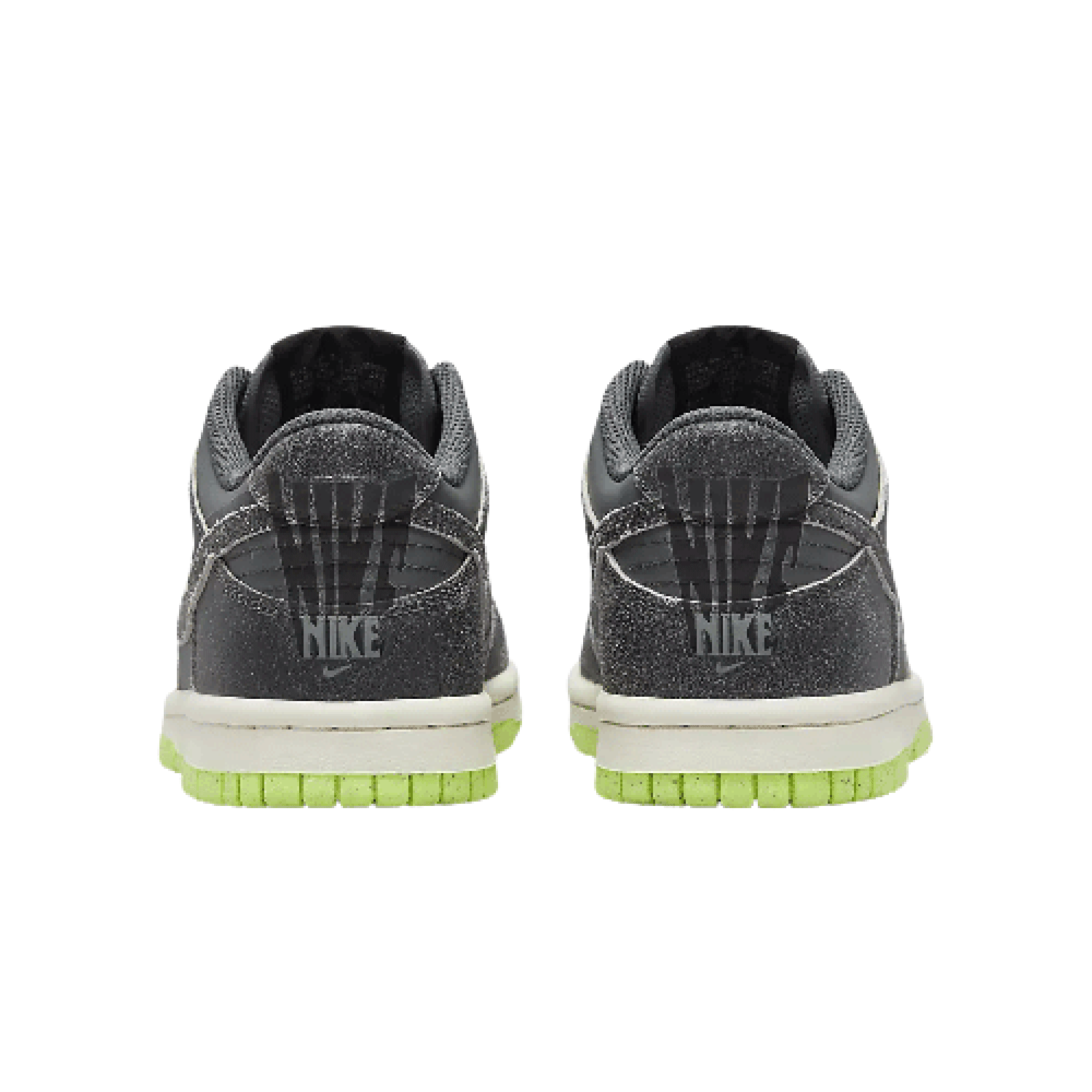 Dunk Low SE Older Kids' Shoes - Grey