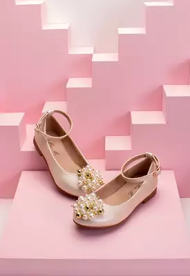 Pearl Embellished Flat Shoes